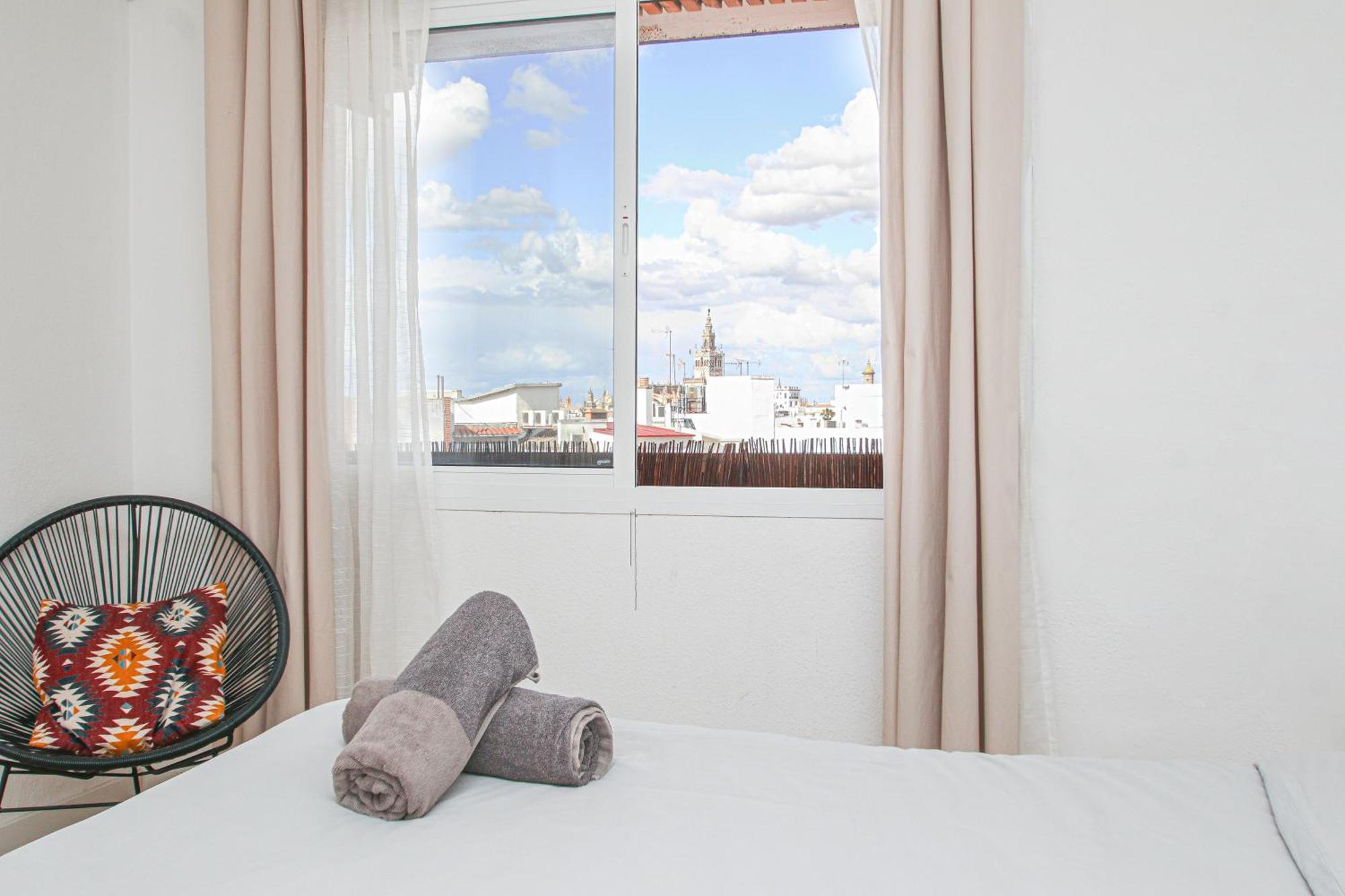 Stunning Apt W Views To Giralda - 15 Minutes Walk Sevilla Exterior foto