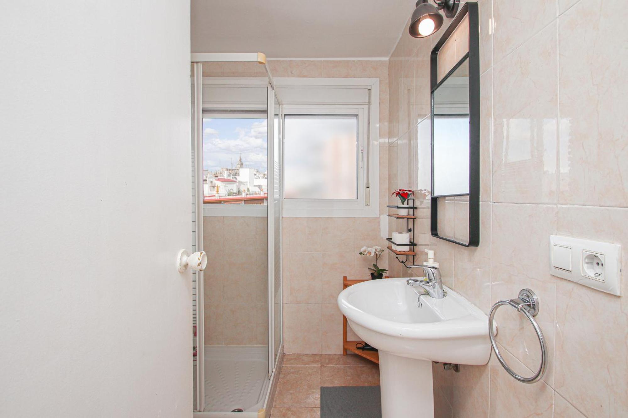 Stunning Apt W Views To Giralda - 15 Minutes Walk Sevilla Exterior foto