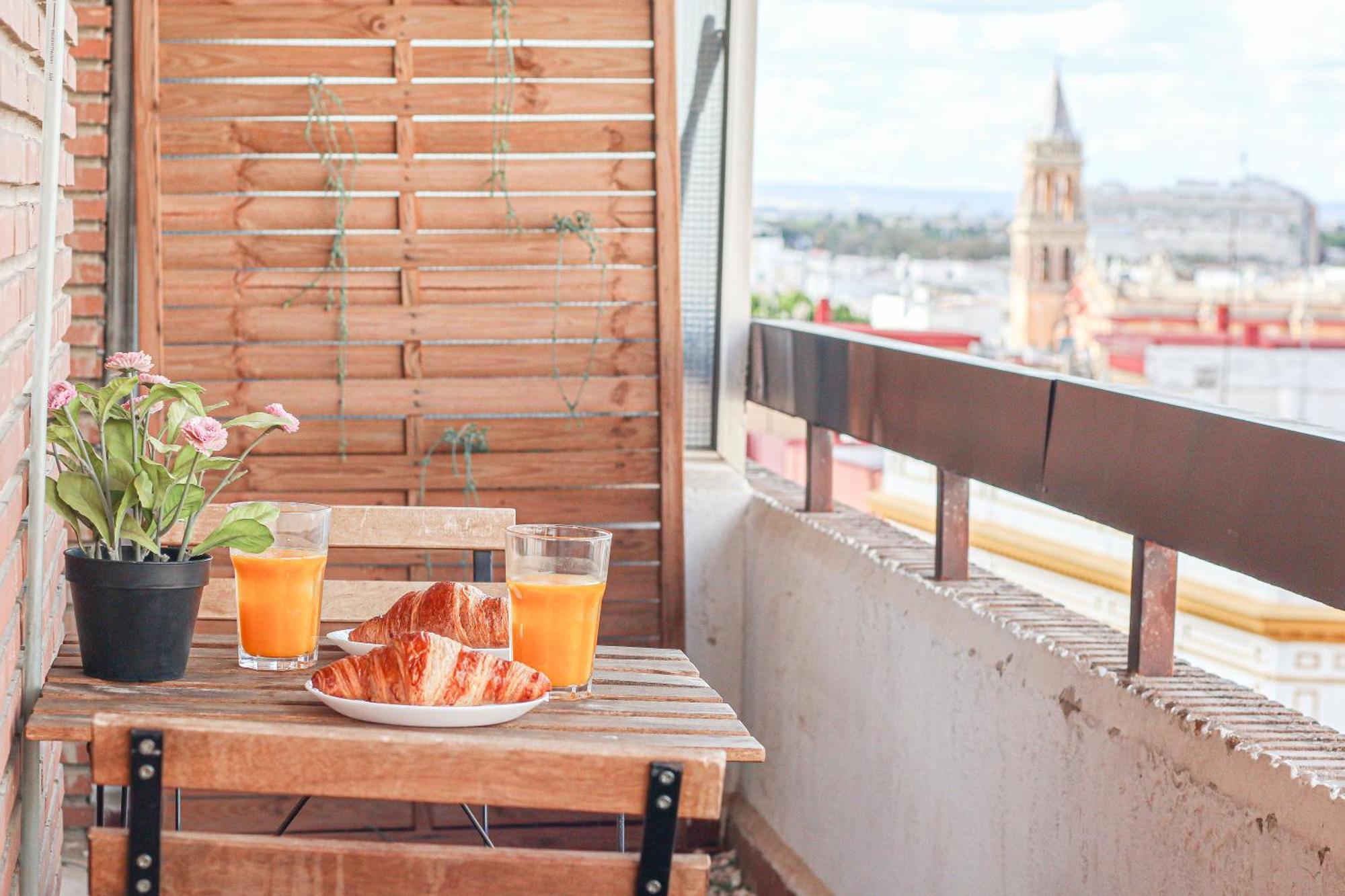 Stunning Apt W Views To Giralda - 15 Minutes Walk Sevilla Exterior foto